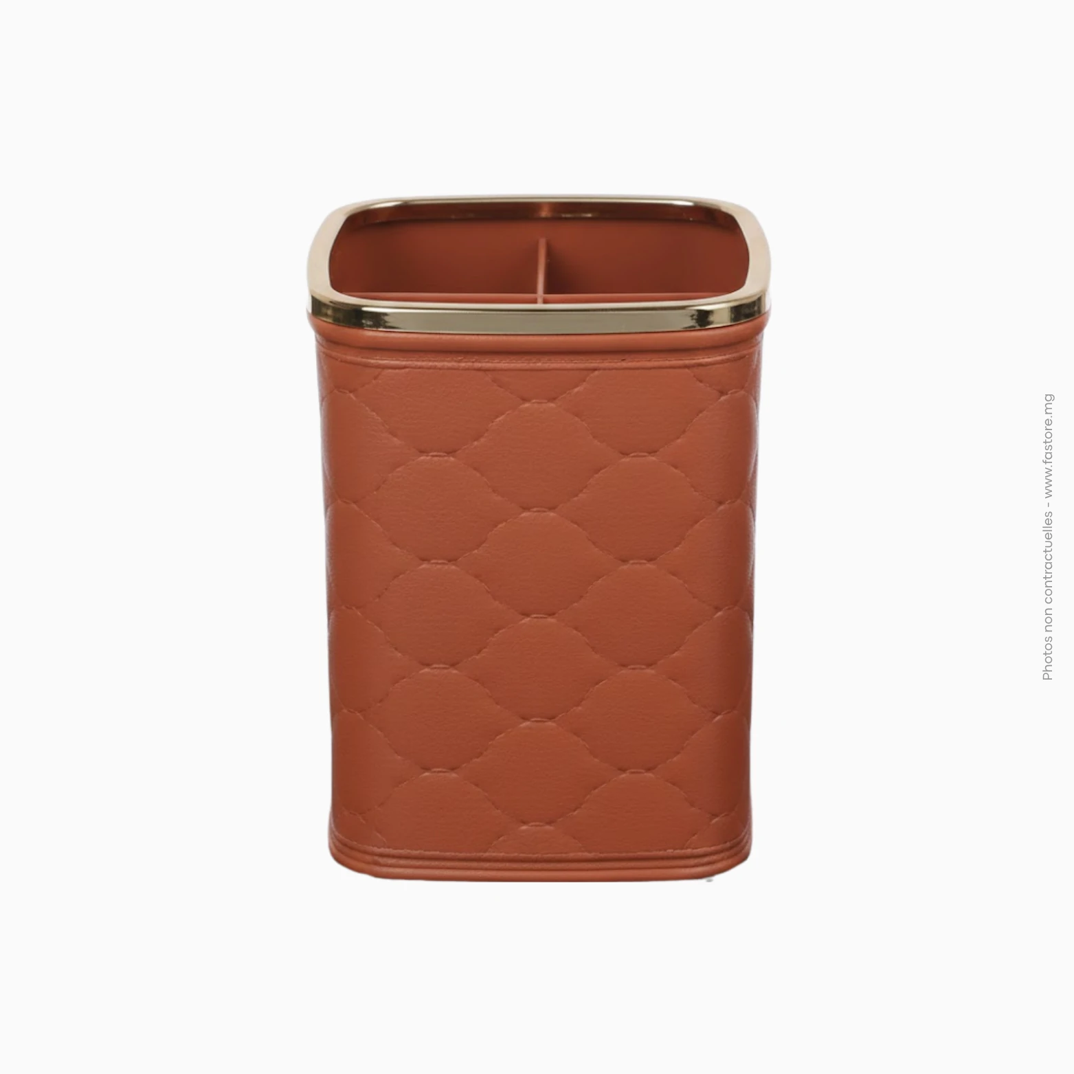 Pôt à stylos forme carré (XDL-1701) A-2 Pot à stylos carré design | Réf A-2 / XDL-1701 – Image 1